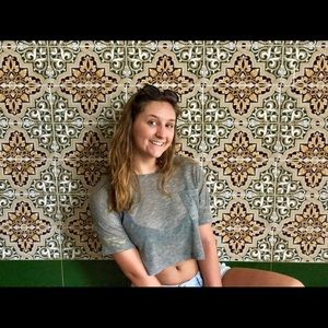 Meet your Posher, Claire